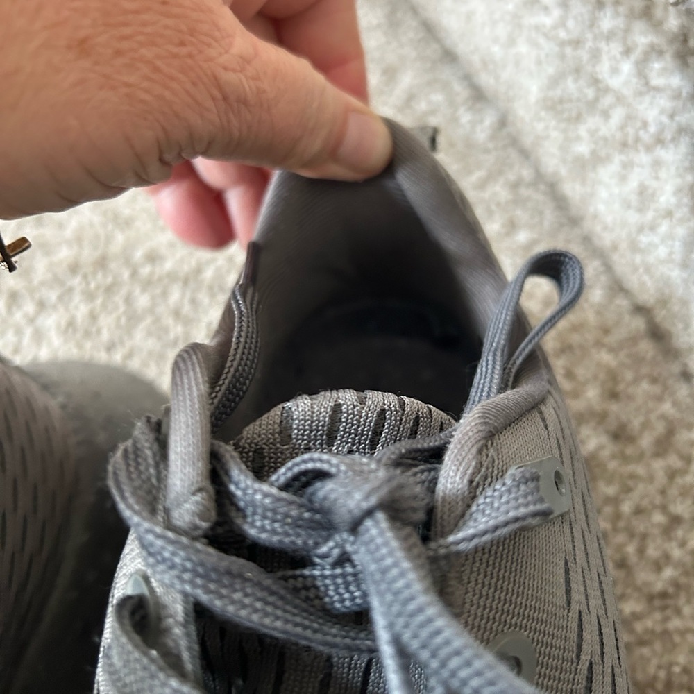 NOBULL Grey Surface Runner Rip Stop Sneakers. Men’s 8/womens 9.5. EUC. Running - Picture 15 of 16